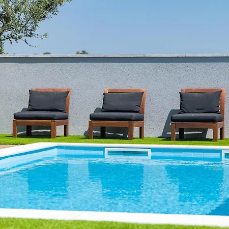 Cubic Hébergement de vacances *