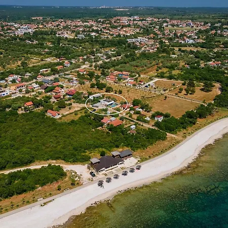 Cubic Ferienhaus Pula